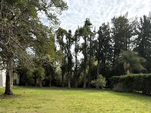 Casa en Venta en Highland Park Country Club, USD 230.000