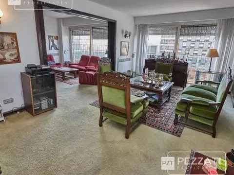 Departamento en Venta de 4 dormitorios