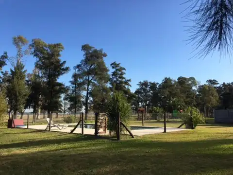 MODERNA CASA - RETASADA -  EN VENTA EN CC.EL MORO - MARCOS PAZ