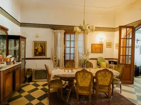 CASA VENTA C/ PATIO TERRAZA COCHERAS QUINCHO