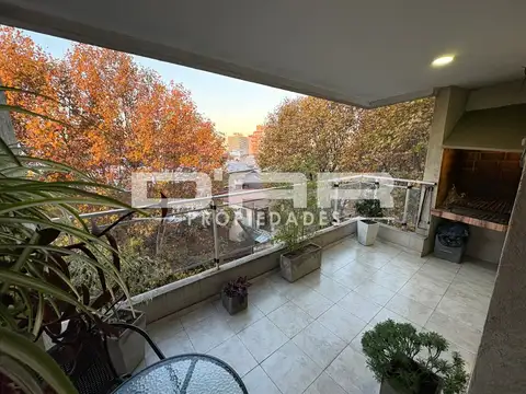 Donizetti 500, Piso 4