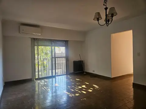 Alquiler PH 3 ambientes 1 piso escalera San isidro