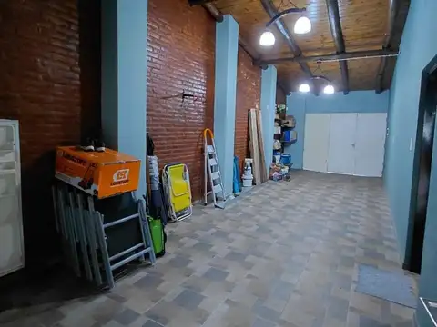 Casa 3 ambientes con 2 baños