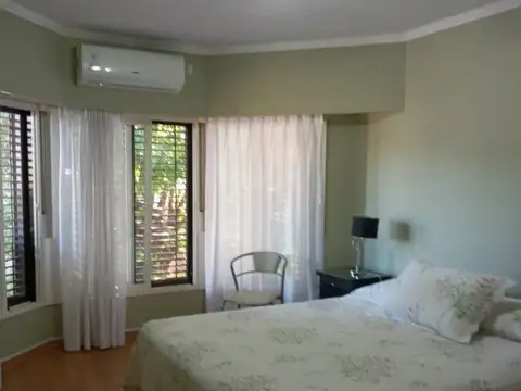 Casa en Venta en Ramos Mejia, USD 200.000