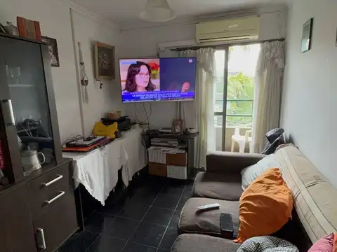 Depto Tipo Casa en Venta en Adrogue, USD 93.000