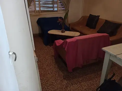 Casa A Reciclar Sobre Lote En Ph.  Las Heras 1041 ramos Mejia