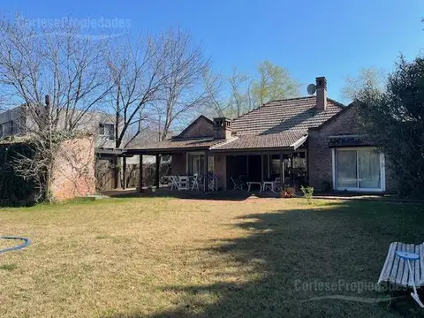 Casa en venta en barrio La Celina - Maschwitz