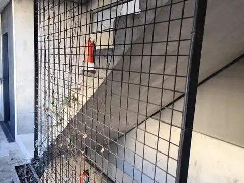 Mercedes 1078 , Piso 2