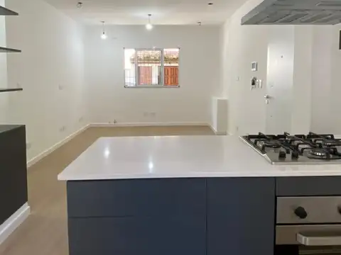 Depto Tipo Casa en Venta de 3 ambientes