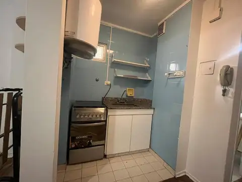 Beruti 2800. Monoambiente en muy buen estado.