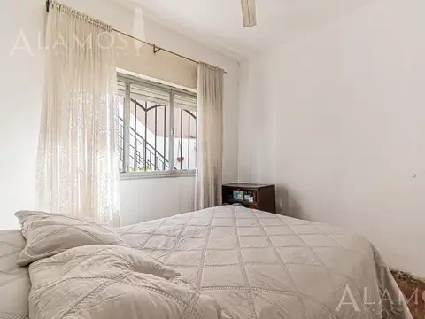 Depto Tipo Casa en Venta 50 años