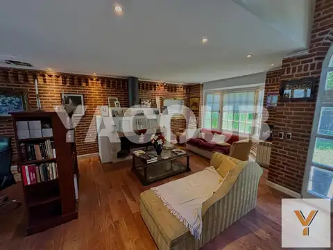 Casa 6 ambientes con 3 baños