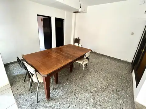 Depto Tipo Casa en Alquiler 51 años