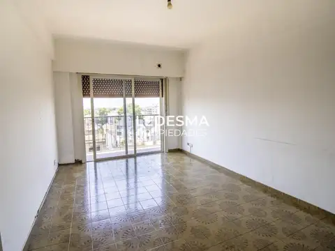 ALQUILER DEPARTAMENTO 2 AMBIENTES AL FRENTE CON BALCON