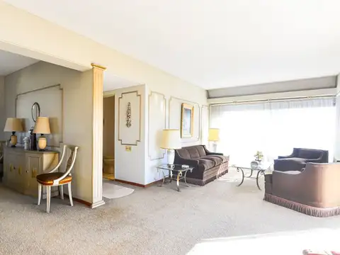 Departamento en Venta con 2 cocheras