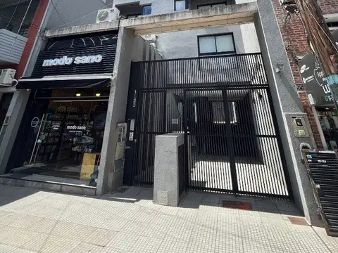 Semipiso de 3 amb frente a la estacion