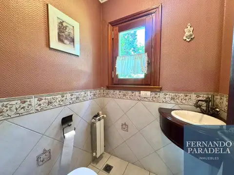 Casa en Venta con 4 cocheras