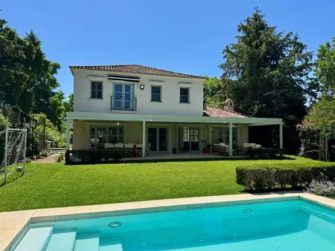 Casa  en Alq. Temporario en Senderos 1, Pilar, G.B.A. Zona Norte