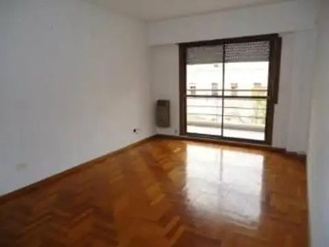 Ciudad de la Paz 3400, Piso 4