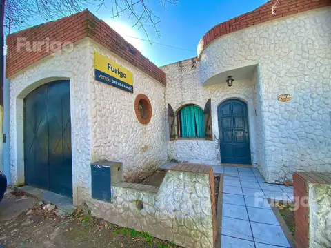 Casa 2 dormitorios en Perez