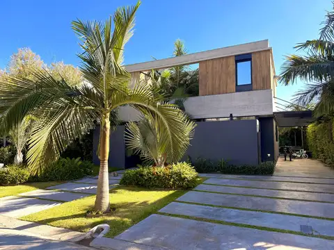Casa en Barrio Privado Brisas de Adrogué