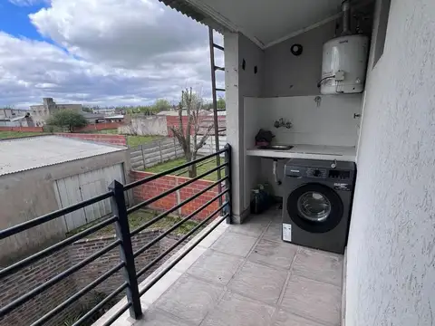 Depto Tipo Casa en Venta al Oeste
