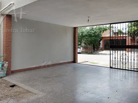 Casa en alquiler en excelente zona