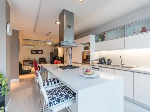 Depto Tipo Casa en Venta de 4 dormitorios