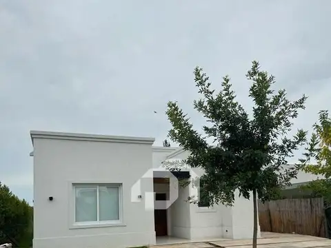 Casa  en Venta en Vila Marina, Villanueva, Tigre