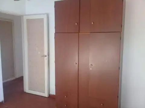 Departamento en Alquiler en Zarate, $ 500.000