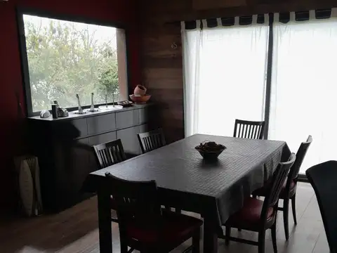 CASA EN VENTA BARRIO EL CANTON NORTE A LA LAGUNA
