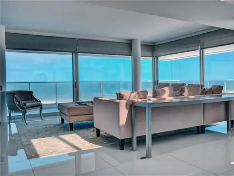 Departamento en Venta en Playa Brava, USD 2.880.000