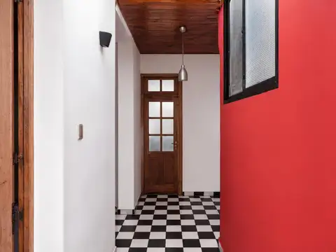Depto Tipo Casa 2 ambientes con 1 baño