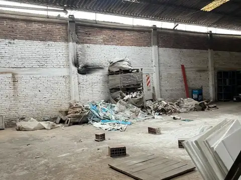 Galpón en venta - Alto  Alberdi