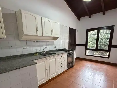 Exc casa 3 dor Alq gge/jard/ga/terraza Los Juncos 793