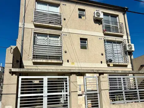 DEPARTAMENTO 2 AMB - 2º PISO CONTRAFRENTE - C/ BALCON FRANCES