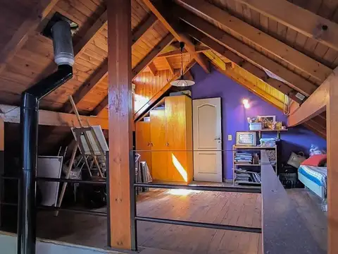 VENTA DE CASA 5 AMBIENTES ADROGUE CENTRO PILETA