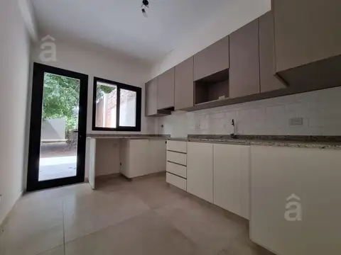 Independencia al 4800