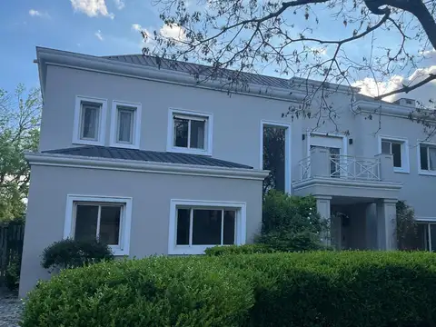 Casa en Venta de 4 dormitorios