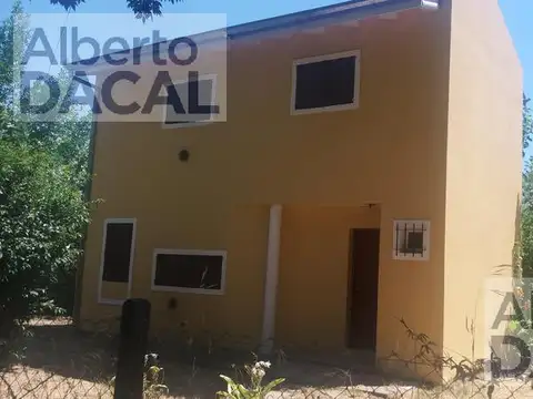 Casa en Venta en 29 E/ 443 Y 444 - City Bell - Alberto Dacal Propiedades
