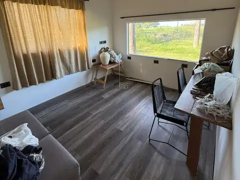 Casa 5 ambientes con 1 baño