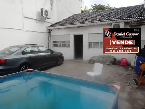 VENTA – CASA 4 AMBIENTES EN VILLA GRAL. MITRE