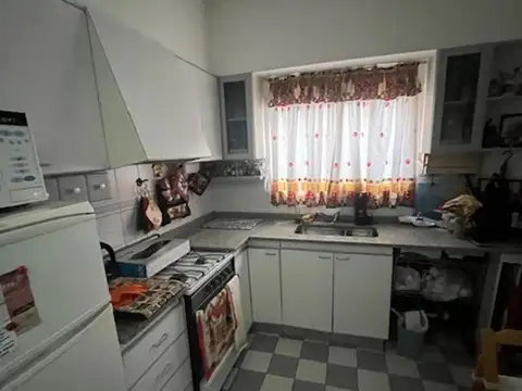 Departamento en Venta en Chacarita, USD 132.000