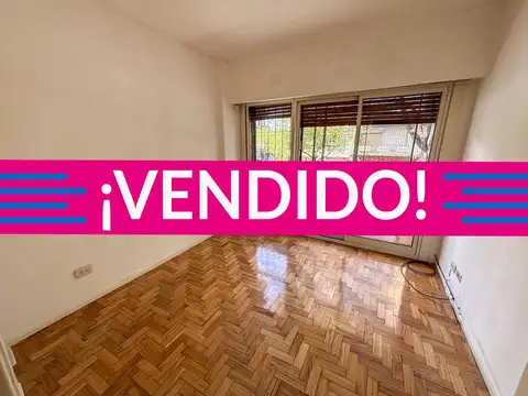   VENDIDO   SEMIPISO 4 AMBIENTES AL FRENTE CON COCHERA CUBIERTA - VILLA PUEYRREDON