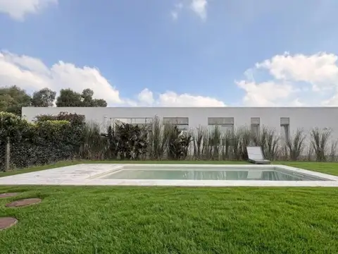 Casa en Venta en Manzanares, USD 244.500