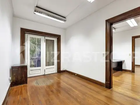 Oficina en Venta al Norte
