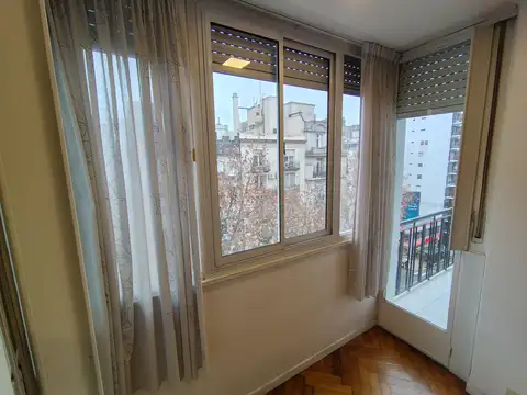 Avenida Pueyrredón 1200, Piso 6