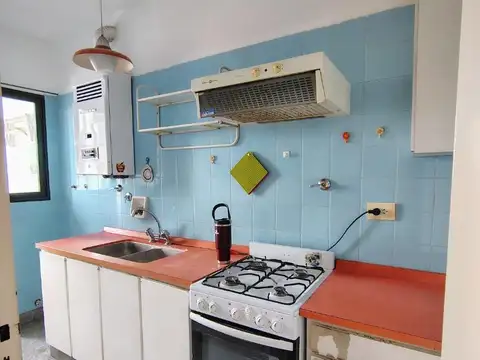 Juan Jose Paso 200, Piso 4