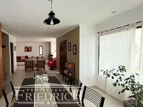 Casa en Venta en El Nacional Club de Campo, USD 190.000