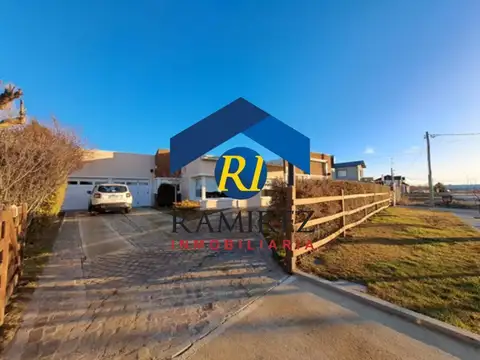 CASA EN VENTA - SANTA CRUZ - RIO GALLEGOS - LAUREANO GARCIA Nº2.620